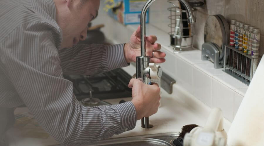 Local water heater installation in Newburg, MO